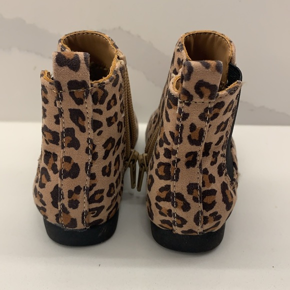 Gap Boots sz 6 like new - Picture 3 of 5